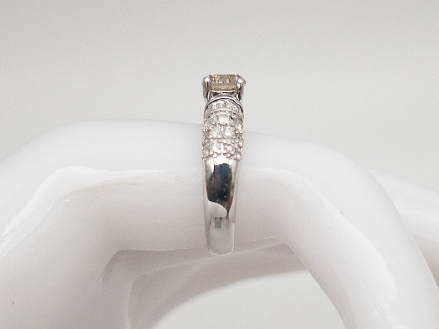 Estate $7000 2.25ct Natural Champagne Diamond 14k White Gold Wedding Ring Band