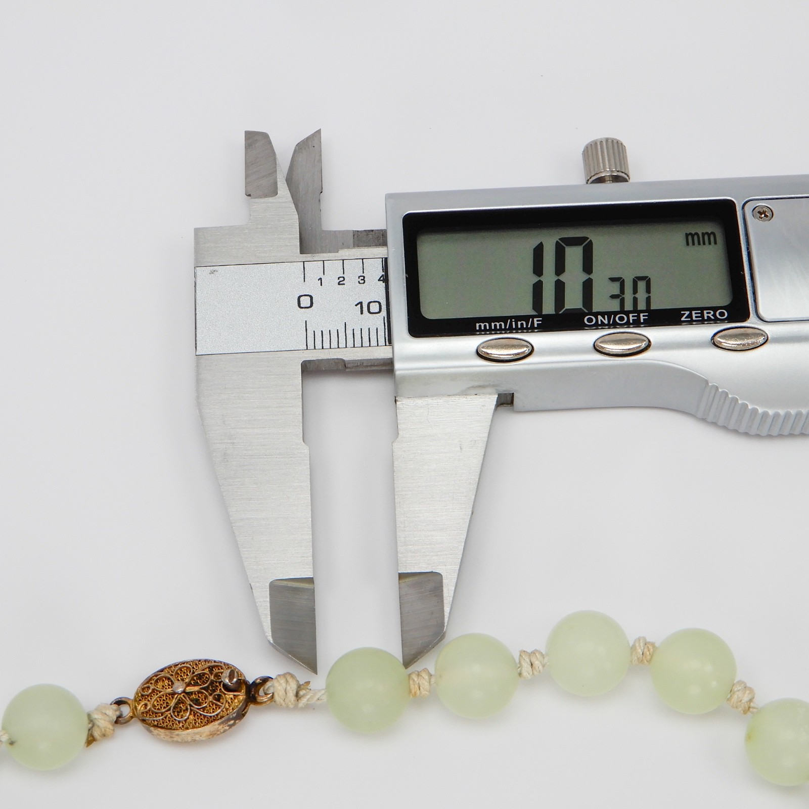 Jadeite Jade Graduated Bead Necklace .925 Silver Filigree Clasp 30″