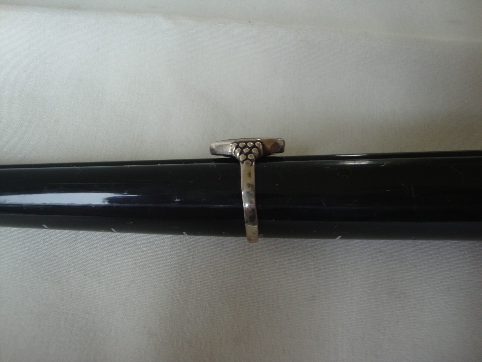 VINTAGE INLAID LOZENGE BLACK ONYX BEADED TEXTURED RING SILVER STAMP 925 SZ 7