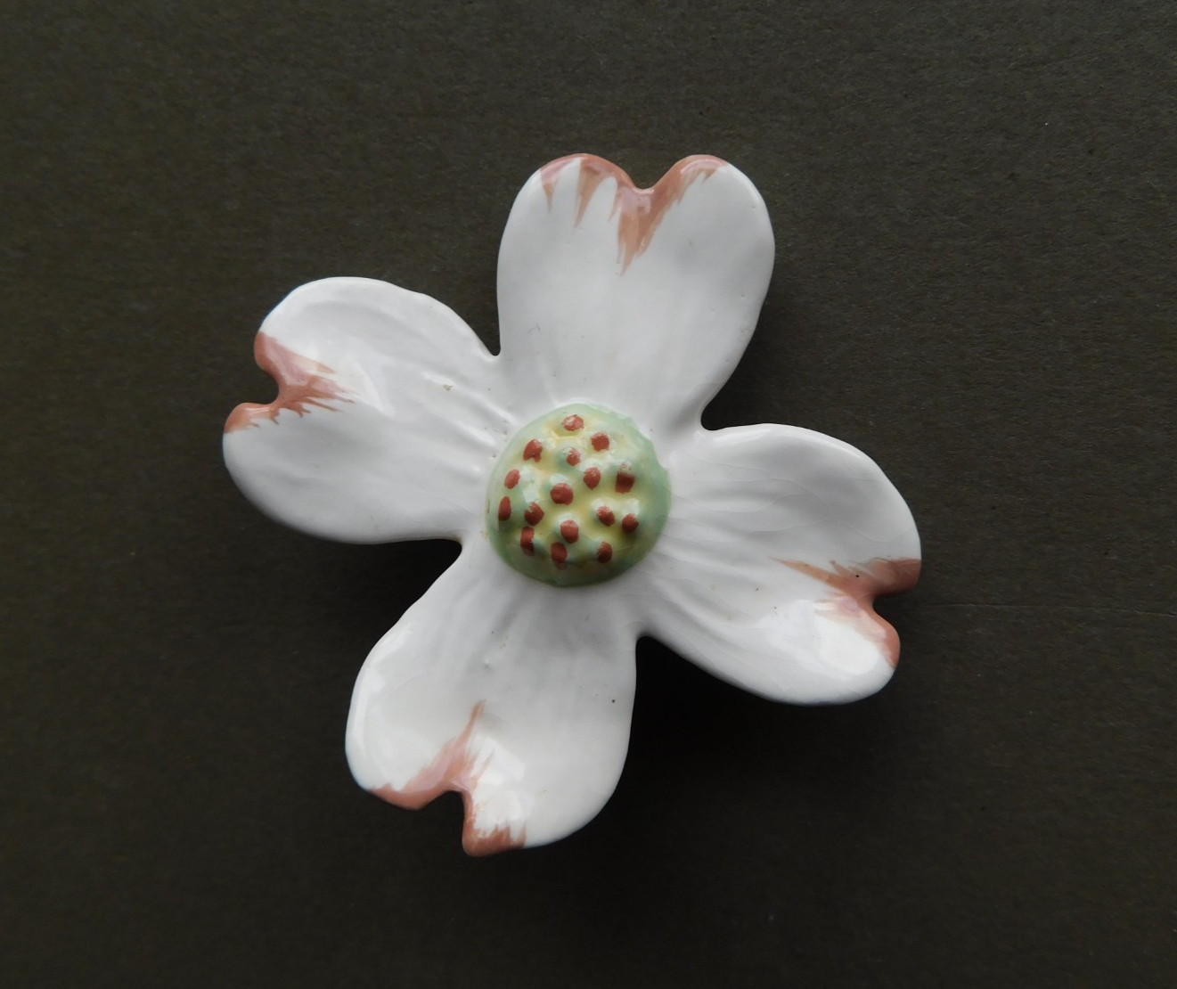 Vintage Brooch : Dogwood Flower – Ceramic Enamel – 2 1/2 inch across