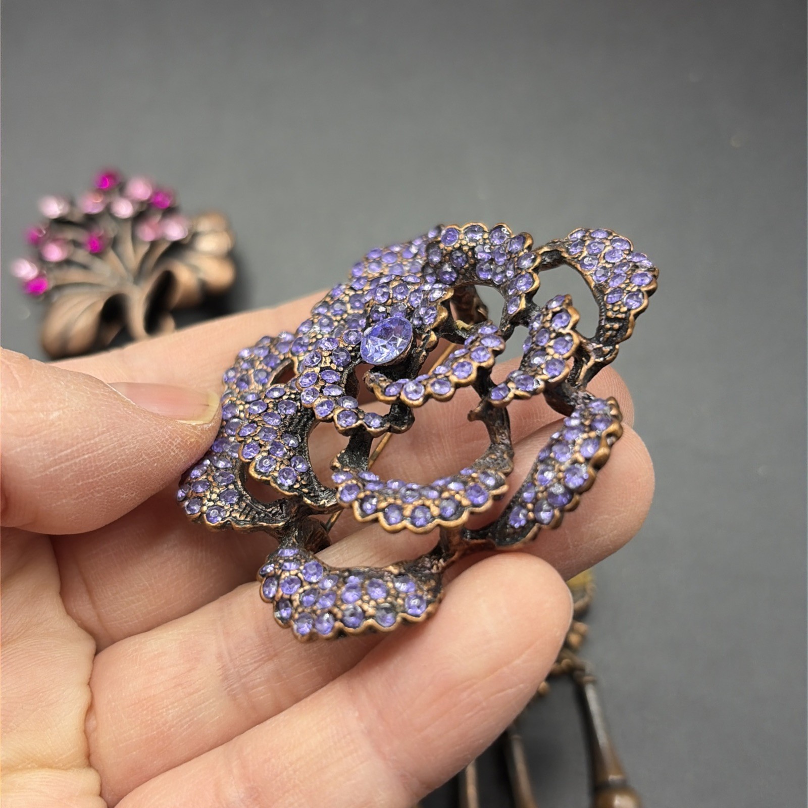 Lot Of 4 Vintage Bronze Finish Brass Brooch Pin Purple Pink Red Kaywin Nov *READ