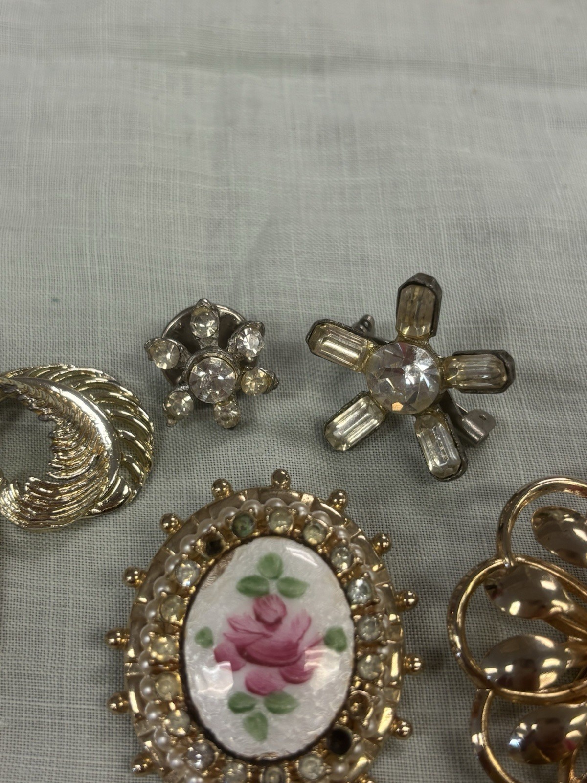 VTG Jewelry Lot Coro Monet 1928 Signed Brooches Earrings Rhinestone Gold Estate