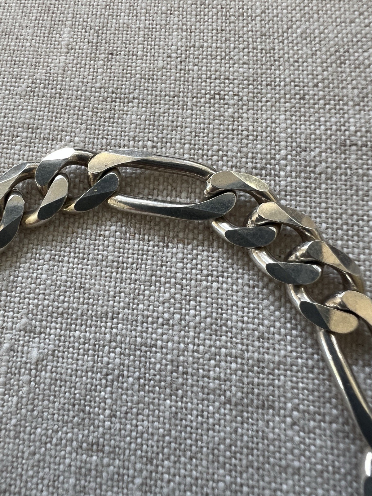 Vintage heavy solid 925 Italy AZ Sterling silver figaro chain bracelet 7.25”