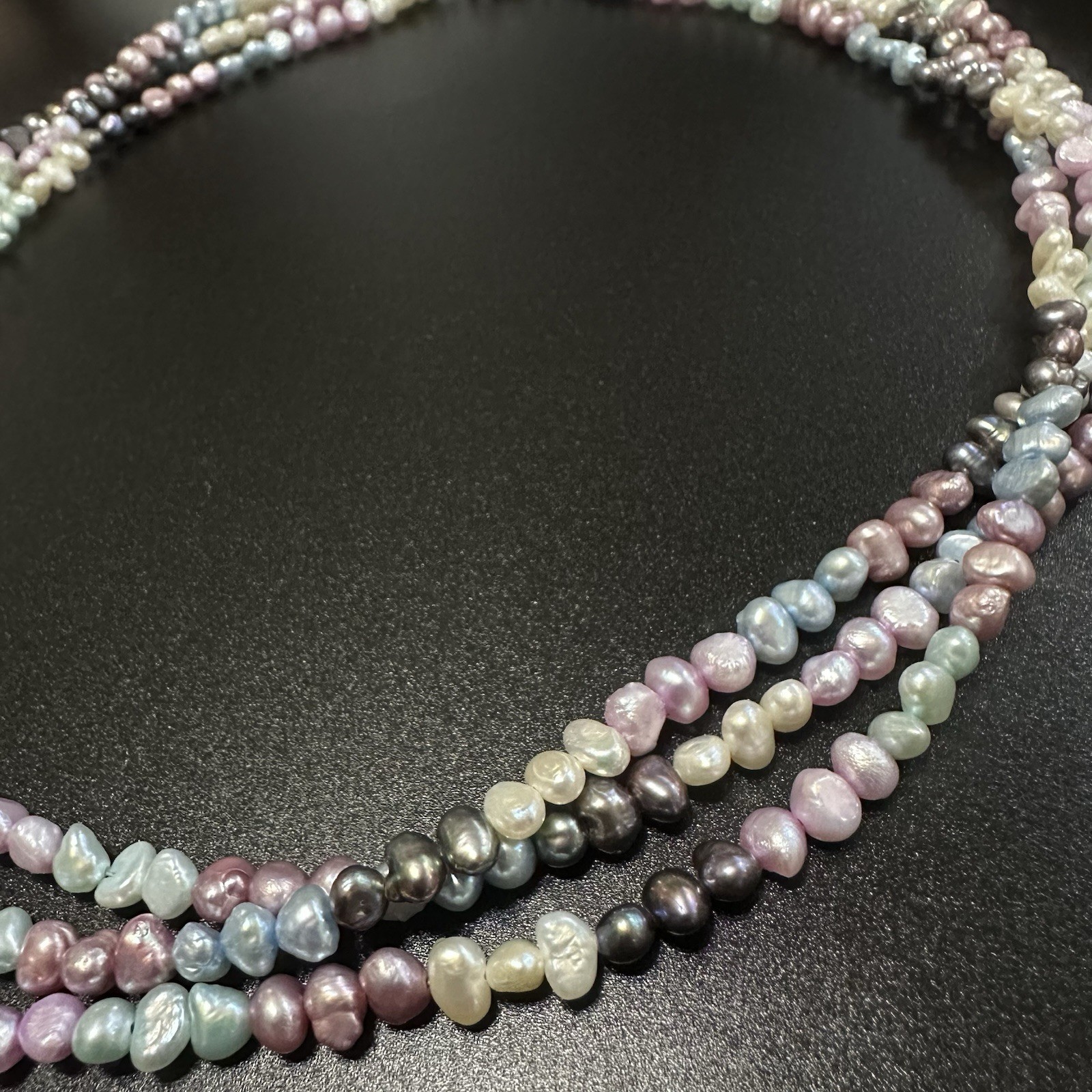 NICE ESTATE STERLING SILVER PINK BLUE PURPLE PEACOCK PEARL 3-STRAND NECKLACE 20”