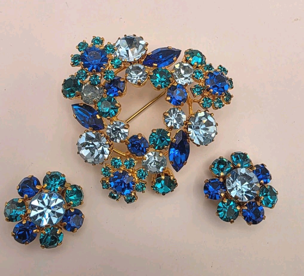 Vintage Signed Made In Austria Montana Blue, Teal Light Blue Crystal Floral Set