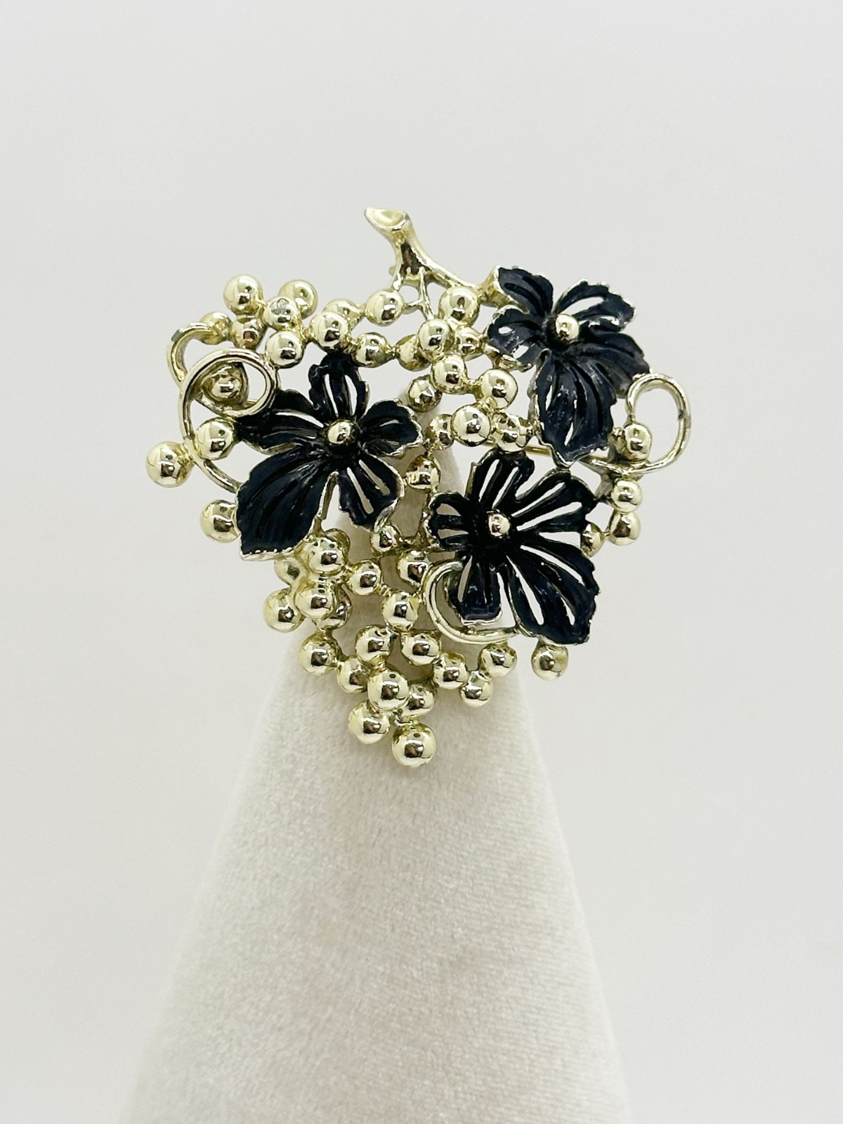 Vintage Grape Cluster Brooch With Black Enamel Leaves Gold Tone Sarah Coventry