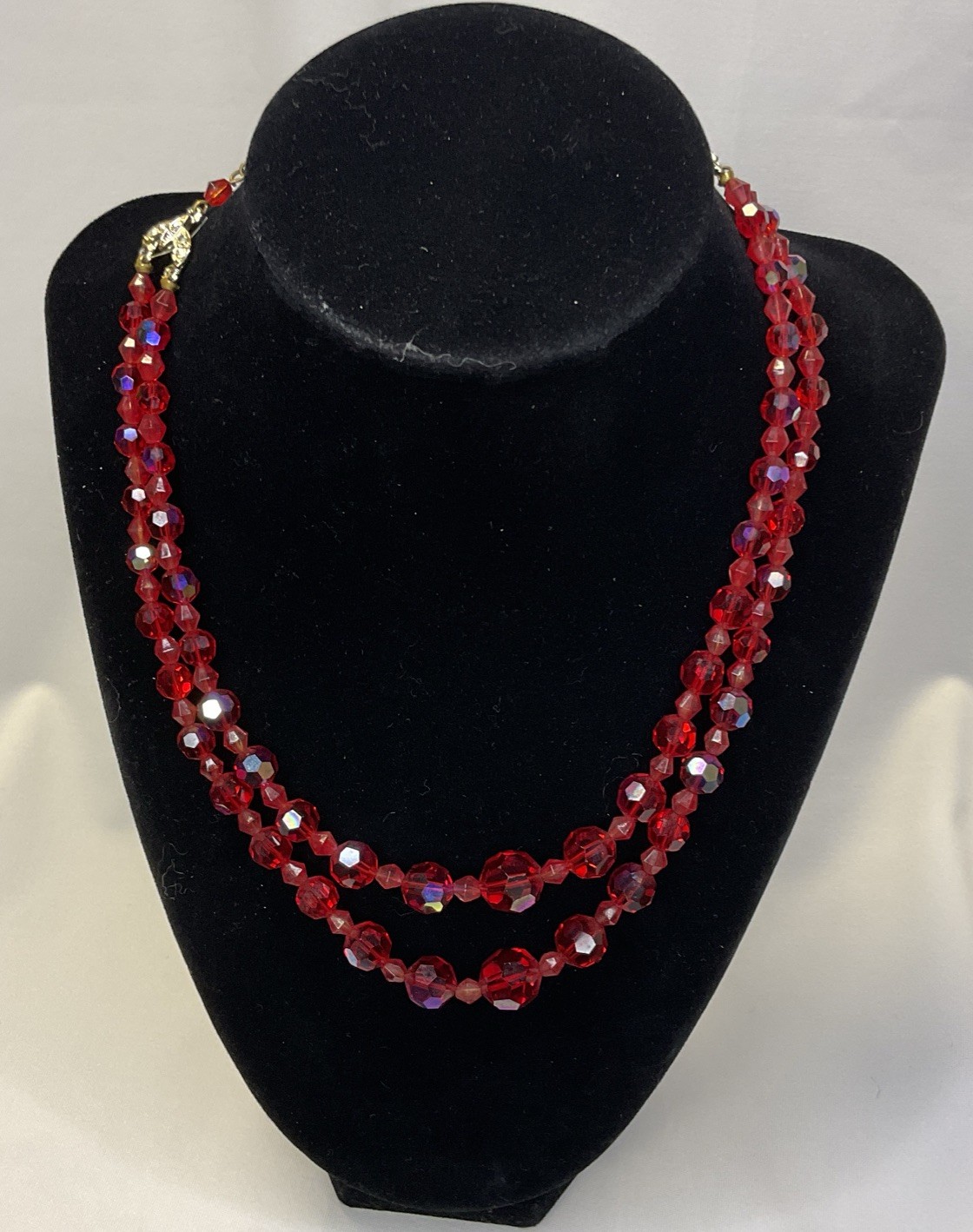 VTG 2-strand iridescent AB red crystal beaded graduated choker necklace