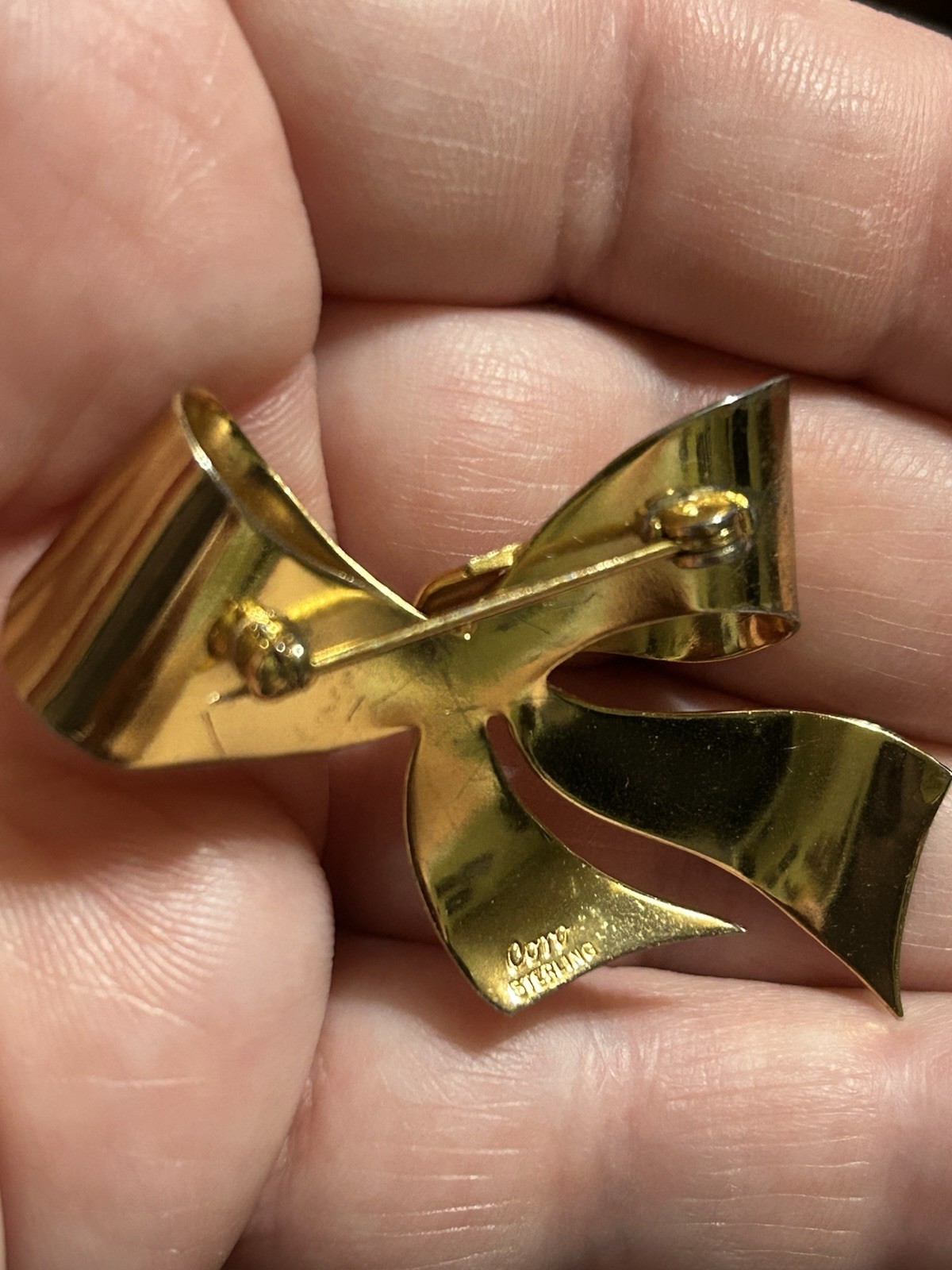Coro Sterling Metal Gold Bow Jewelry Pin Brooch Vintage