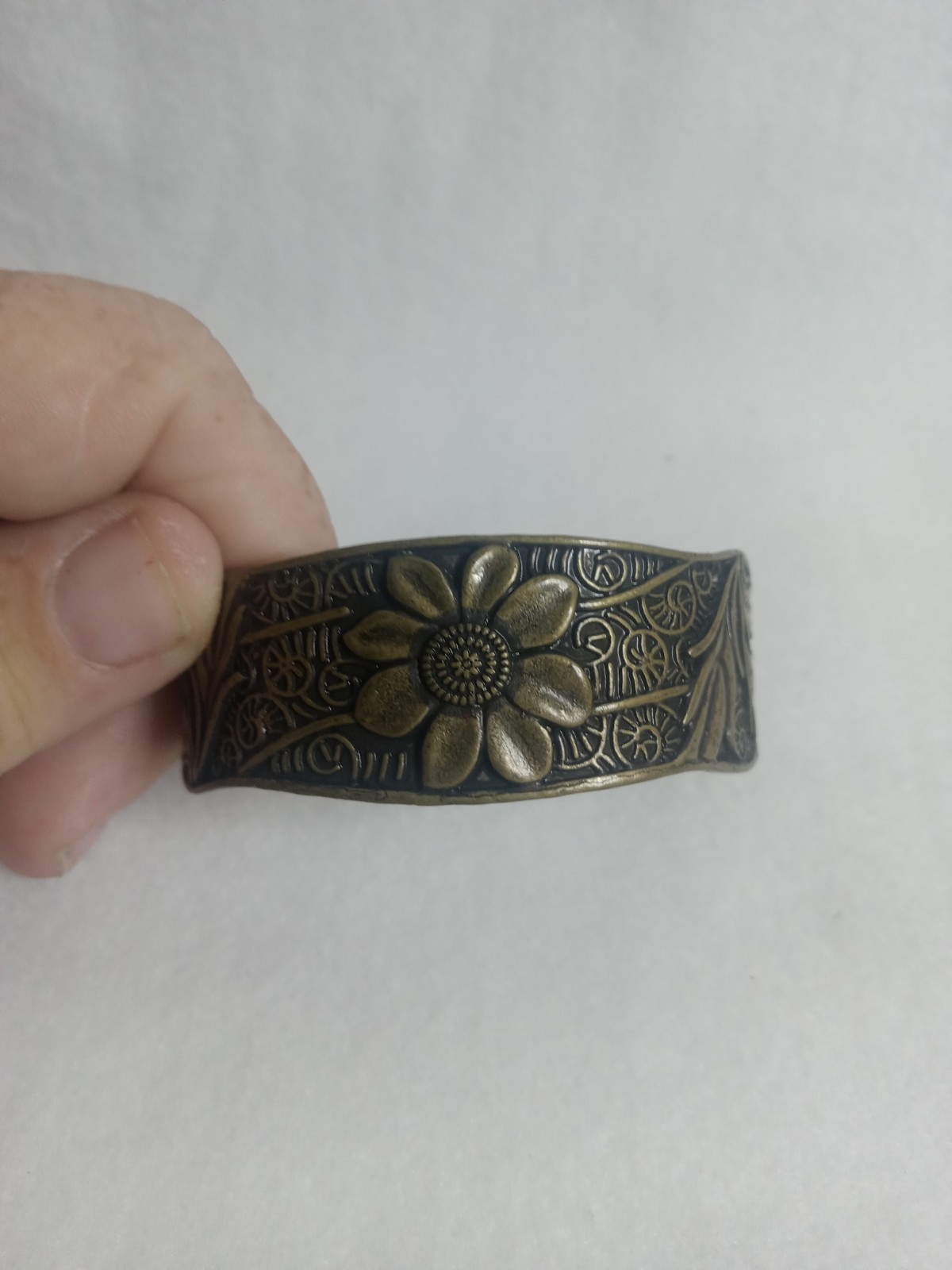 Vintage Brass Cuff Bracelet Embossed Daisy Floral Stamped Statement Bangle Gift