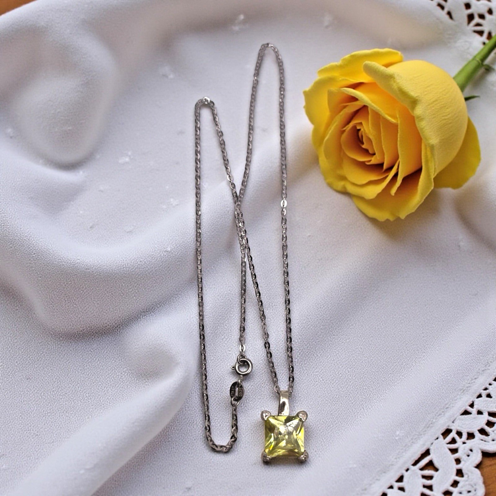 Vintage 925 Sterling Square Yellow Faceted Citrine CZ Pendant Necklace, 18″