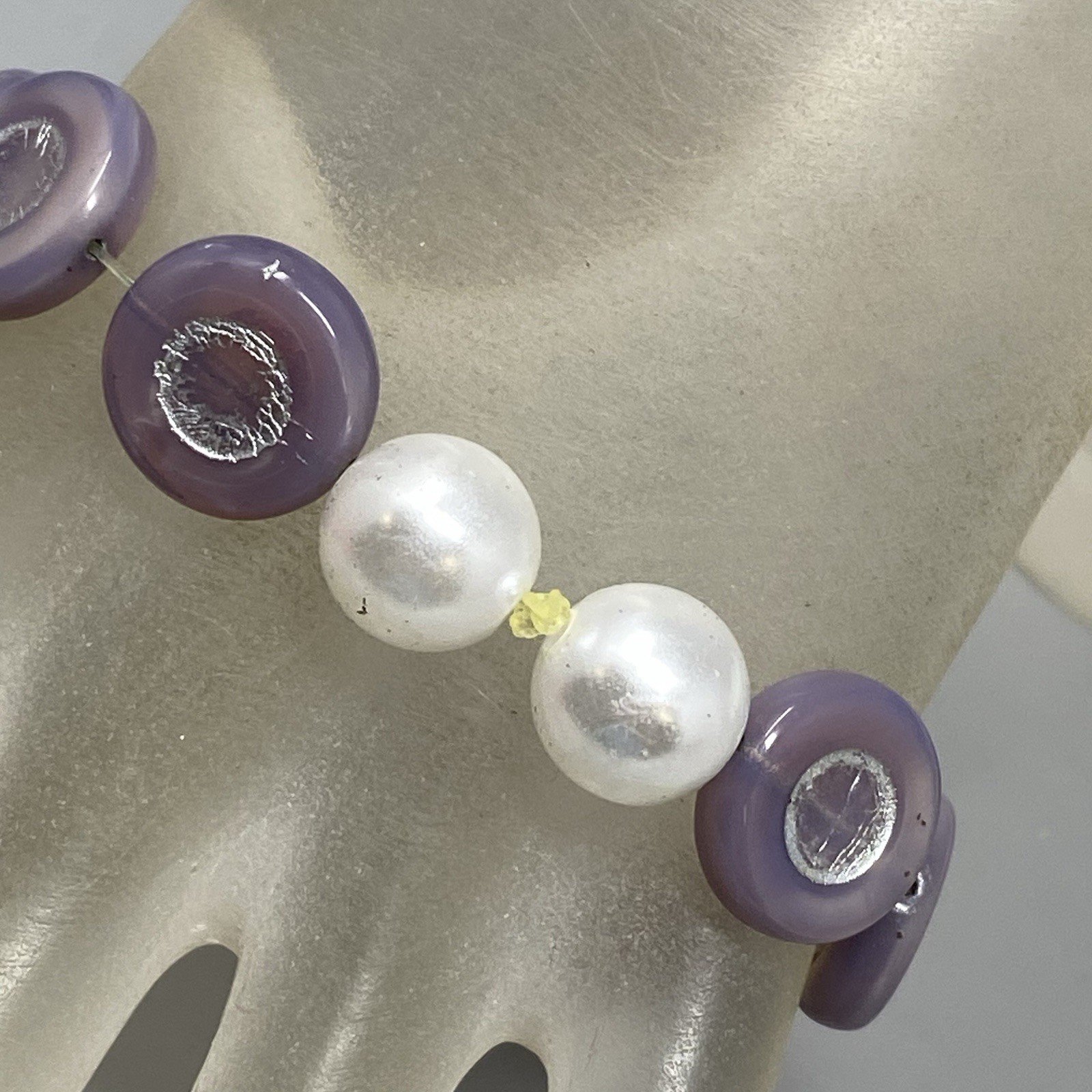 Czech Glass Bead Bracelet Stretch Purple Coin Metallic Large Opalescent 8″