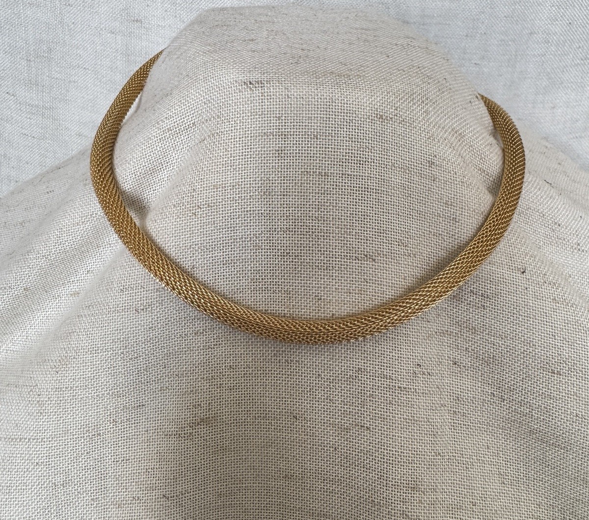 VTG 2PC Gold Tone Mesh Choker Pendant Charm Necklace Puff Heart Snap Closure