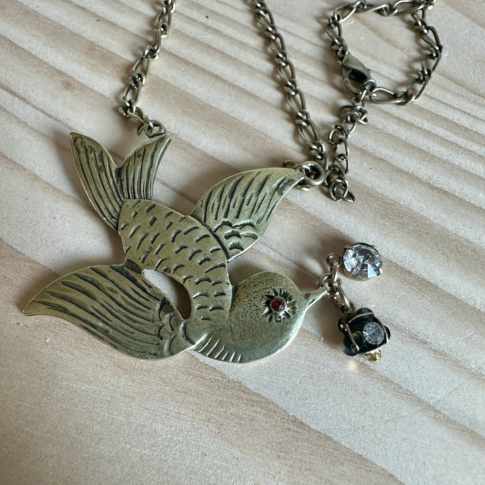 Vintage Dove Swallow Bird Pendant Necklace 26 Inch Rhinestone Gold Animal
