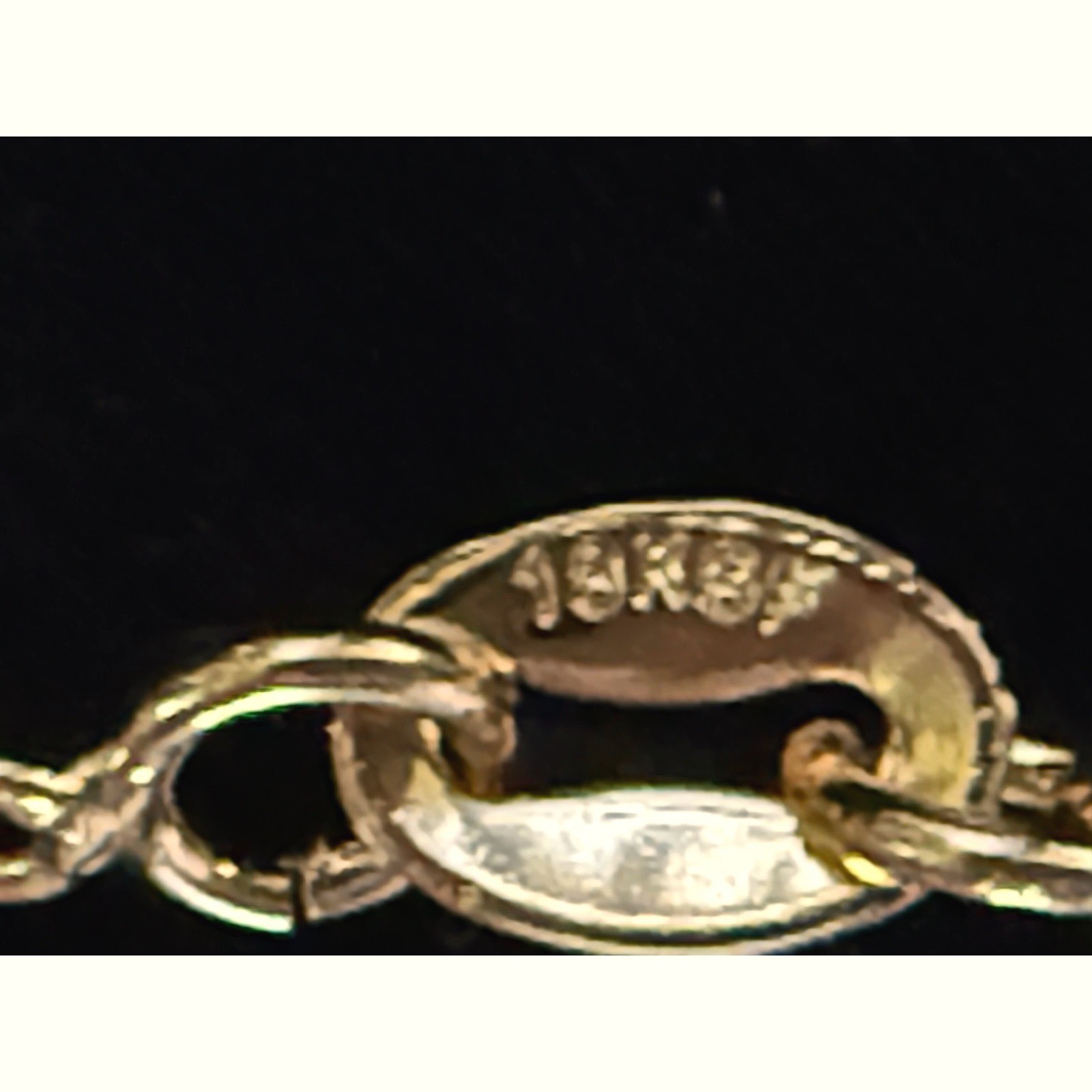 Gold Heart Locket Necklace | Classic Romantic Keepsake Pendant 18k Gold Filled