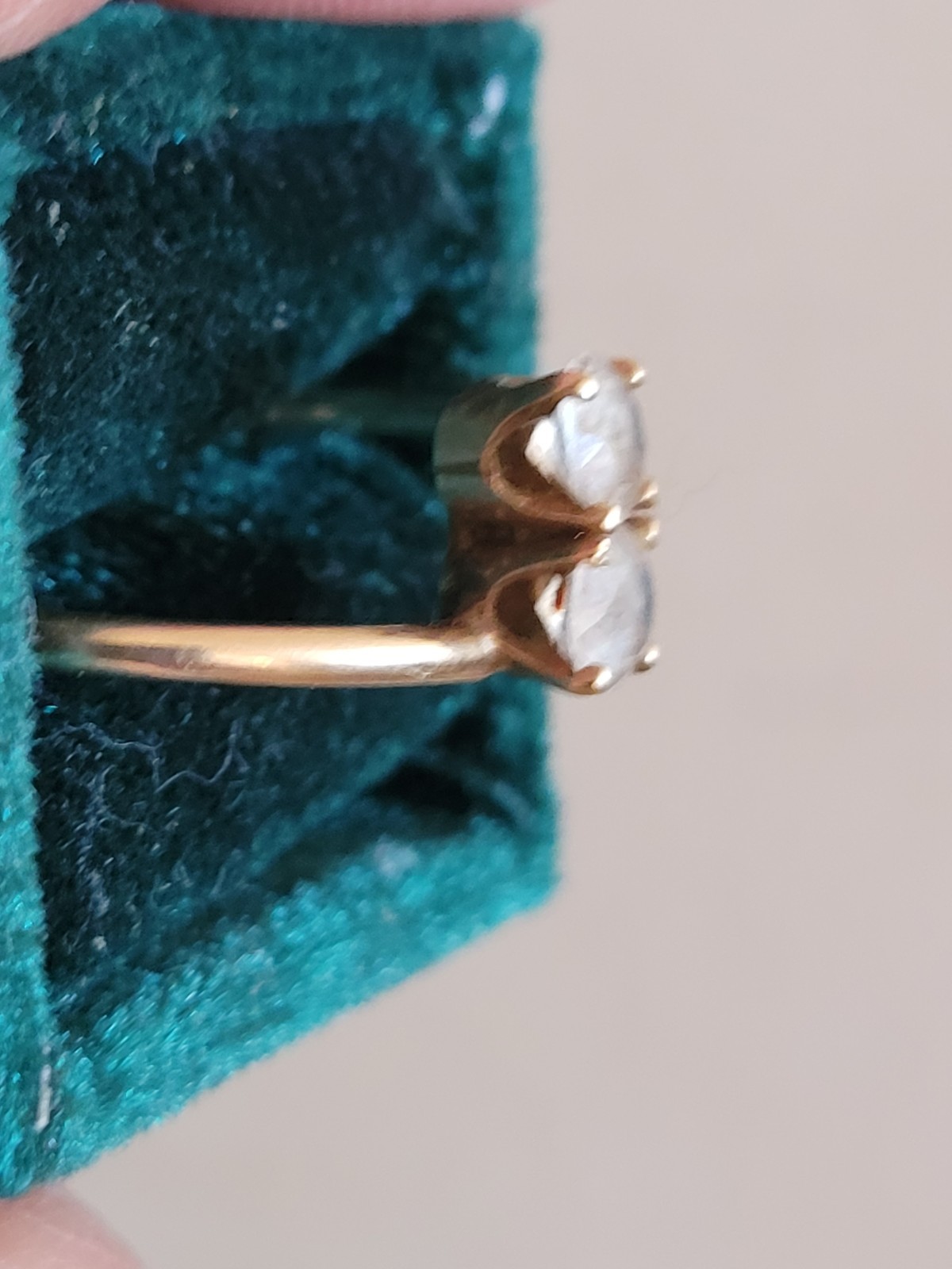 Vintage Antique Gold White Beryl ? Goshenite? Toi Moi Anniversary Gold Ring