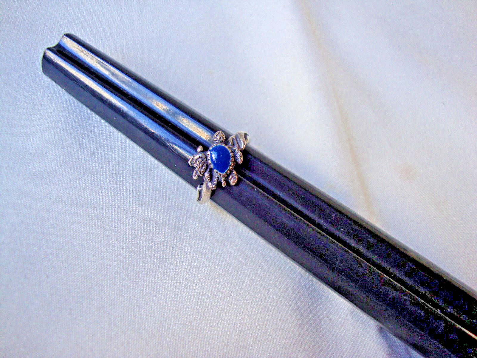 VINTAGE INLAID LAPIS TEARDROP MOTHER & BABY TURTLES SILVER STAMP 925 RING SZ 4