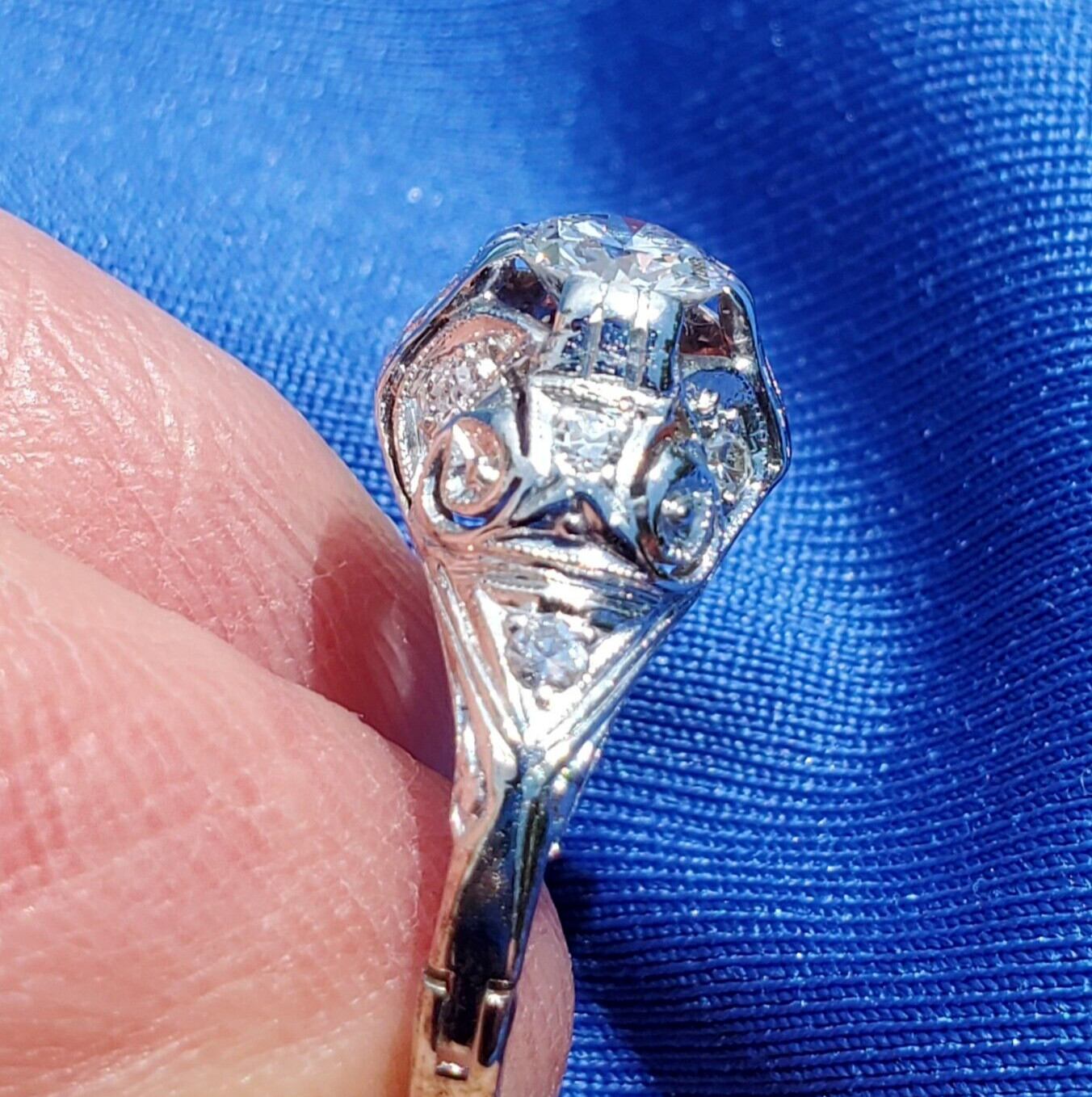 Original EARTH MINED DIAMOND art DECO Engagement Ring Vintage PLATINUM Solitaire