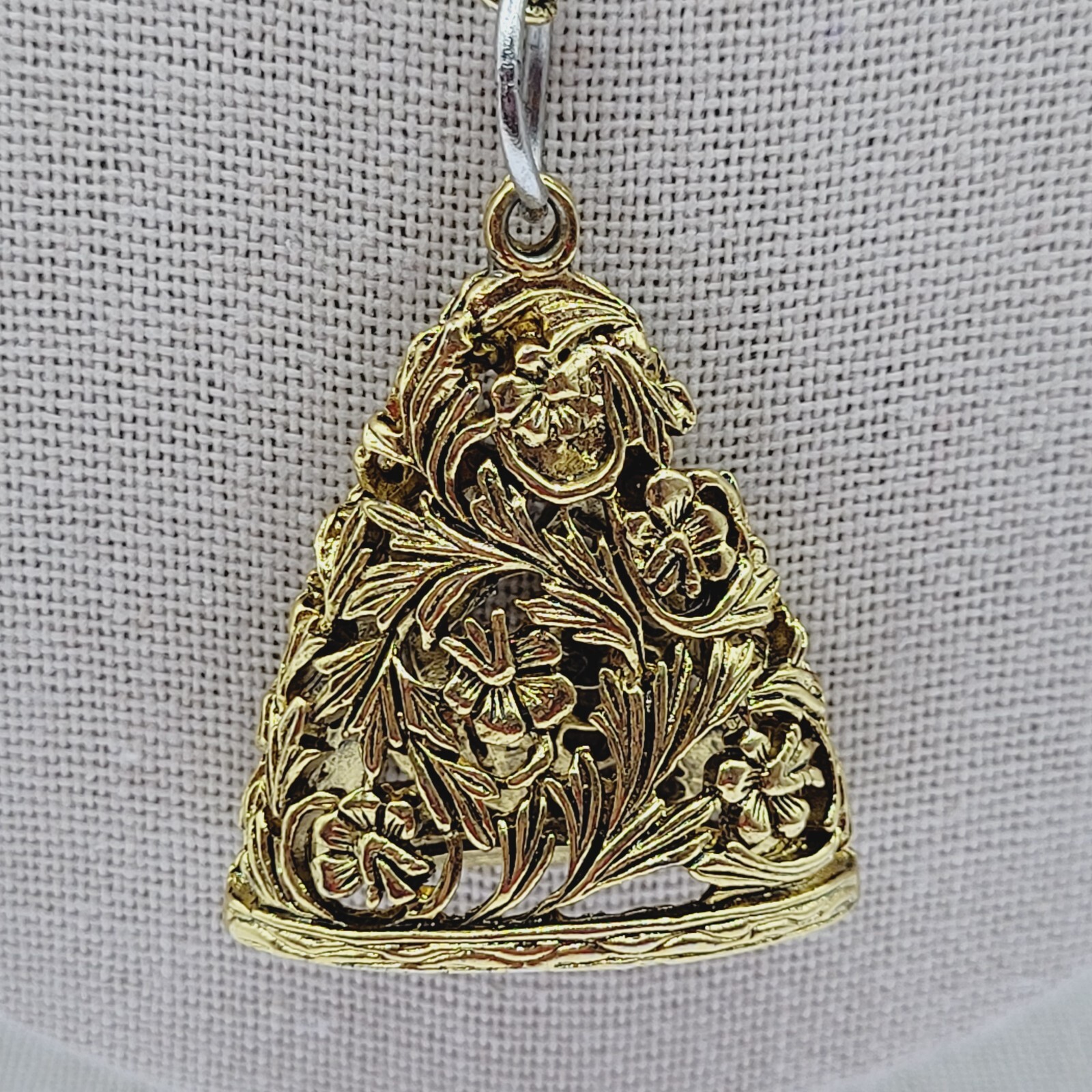 Renaissance Floral Triangle Filigree Pendant Necklace Gold Tone NO CLASP 24 Inch