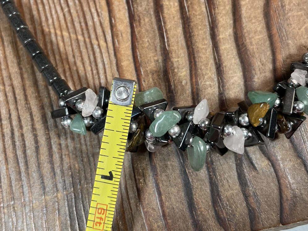 Hematite & gemstone cluster beaded necklace multicolor 17.5 in silver tone