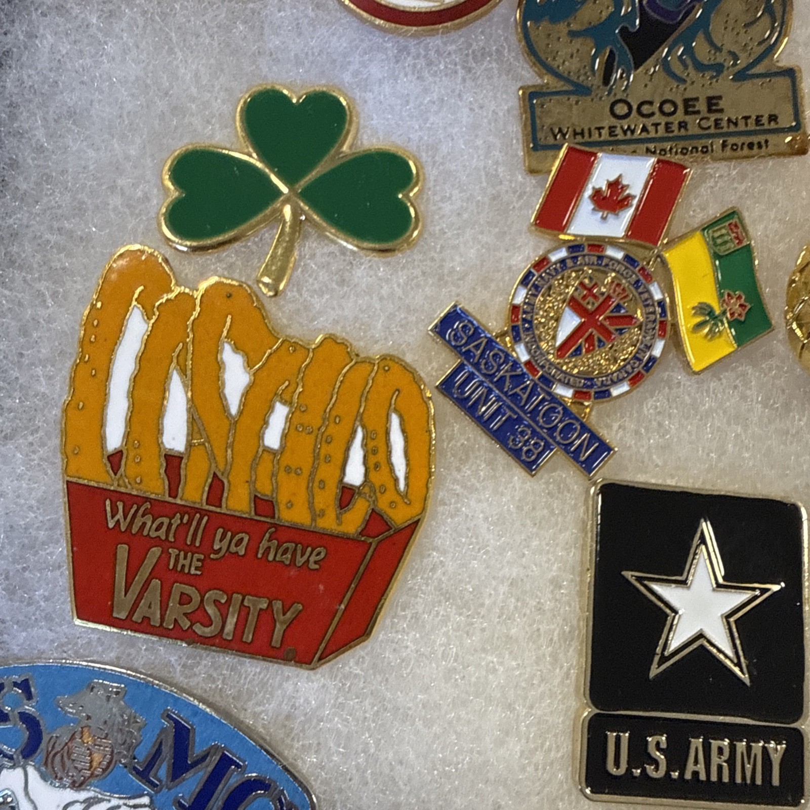 Pin Lapel Hat Flare State Miscellaneous Georgia Varsity Irish Flag Cow 32 Pins