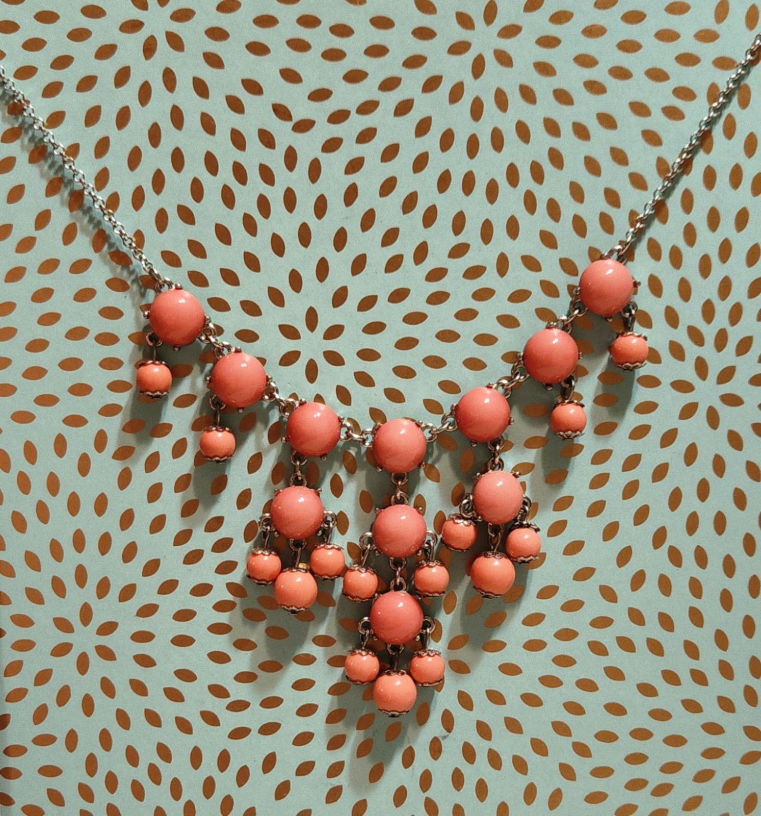 VTG Salmon Color Lucite Chandelier Silver Tone Necklace