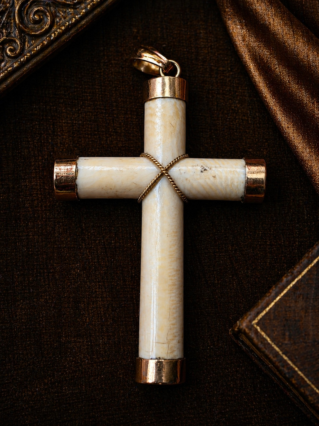 Antique Victorian Cross Pendant Solid 18K Gold Rare Religious Antique Jewelry IX