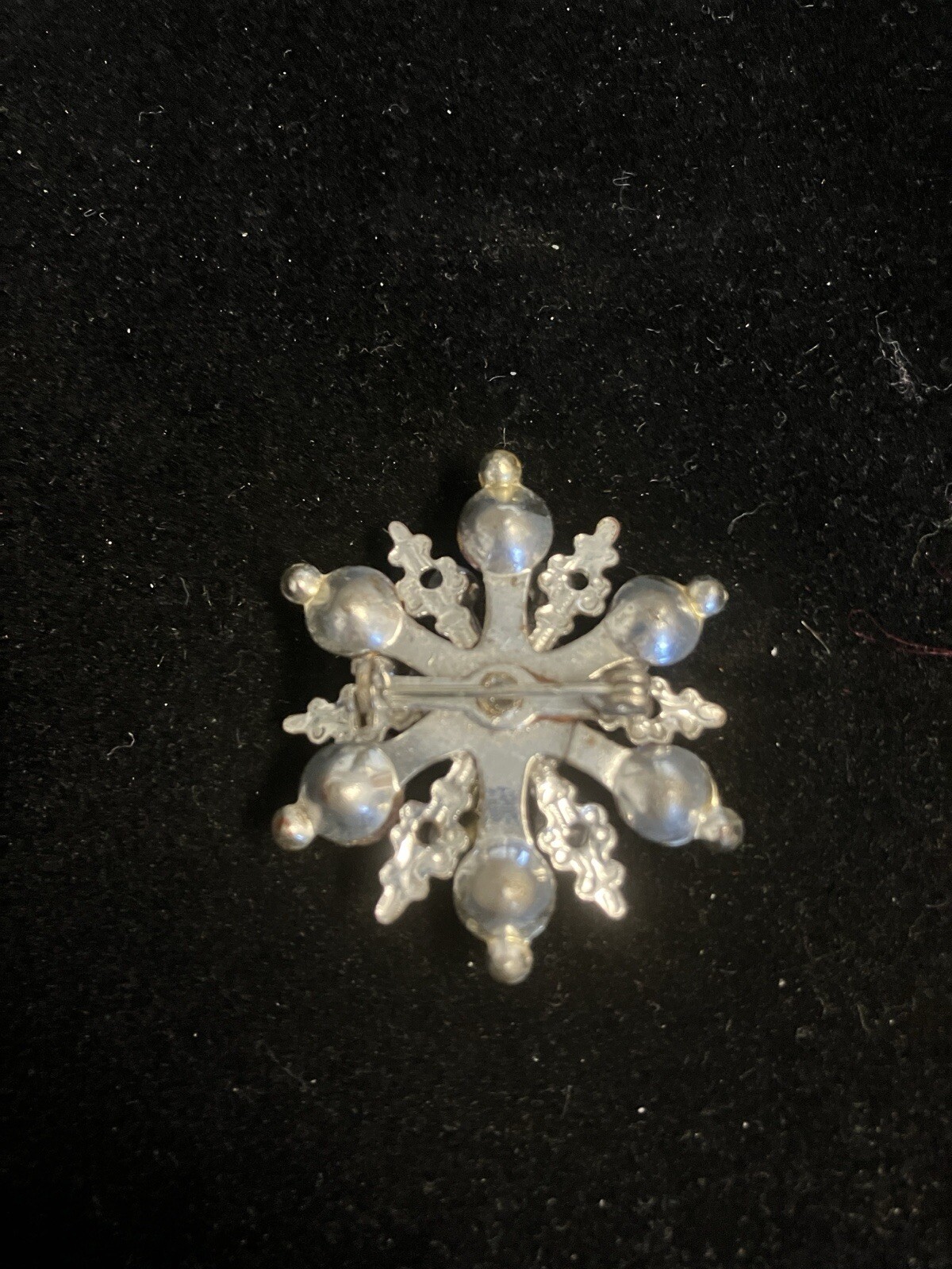 blue and purple rhinestone brooch vintage Silver Toned