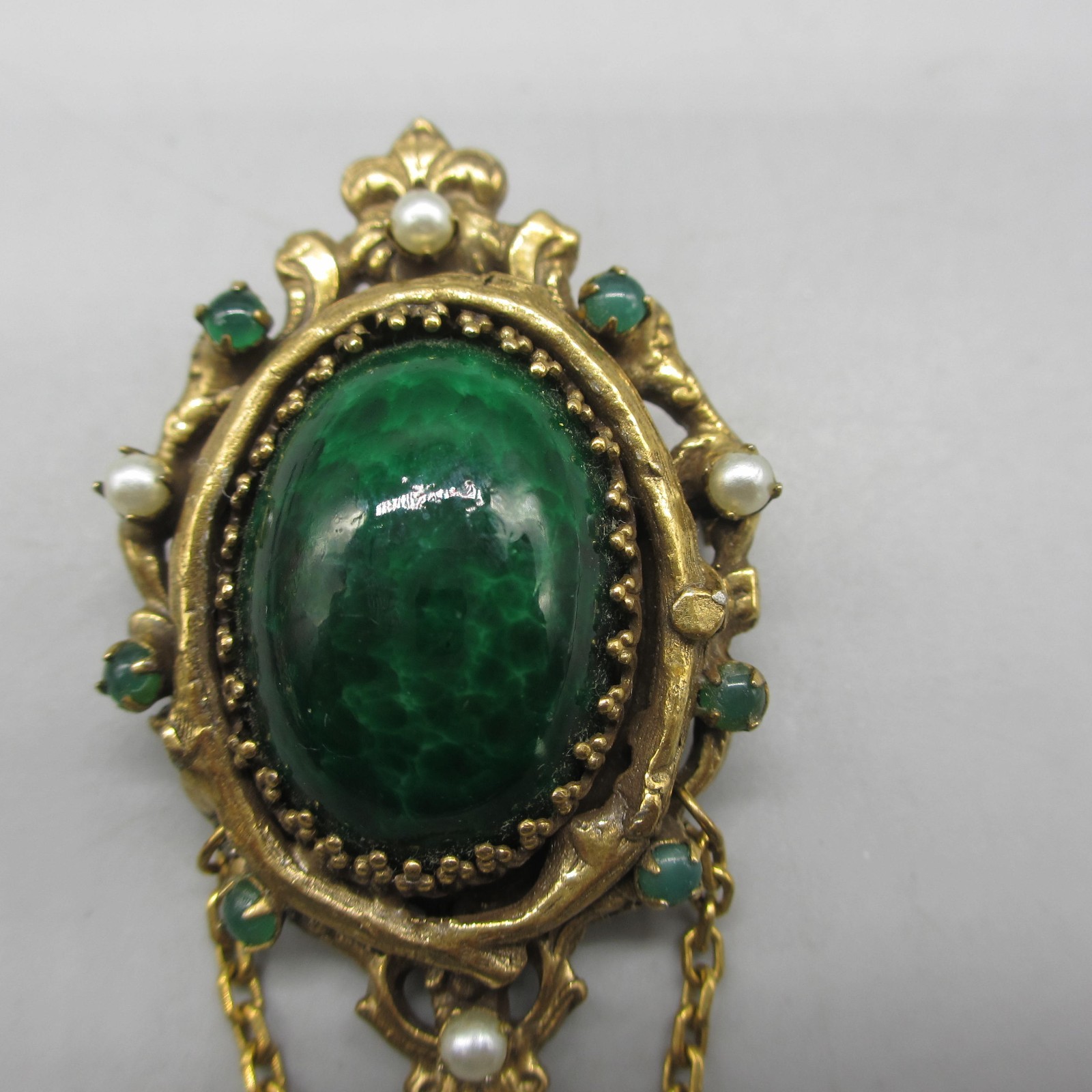 Vintage Original by Robert Brooch Green Cabochon Simulated Pearl