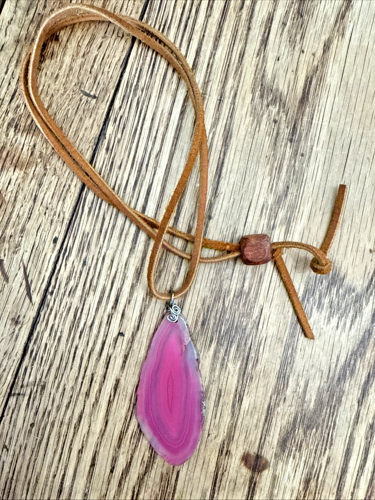 AMAZING PINK AGATE SLICE NECKLACE oneofakind Boho Festival Earthy Nature Hippie