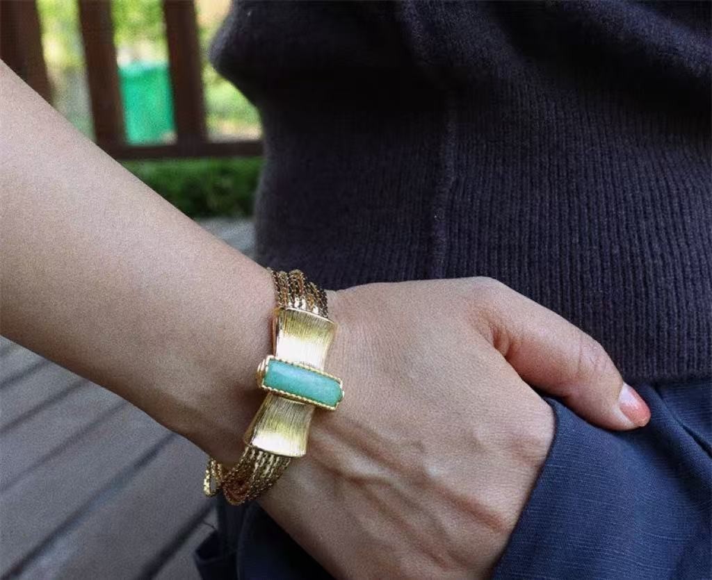 Vintage Style Gold Multi Chain Necklace & Bracelet Green Stone Statement Jewelry