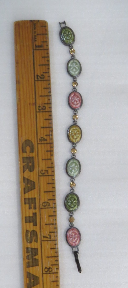 liz claiborne LC Signed Bracelet. Multi Color Pastel 8” Long