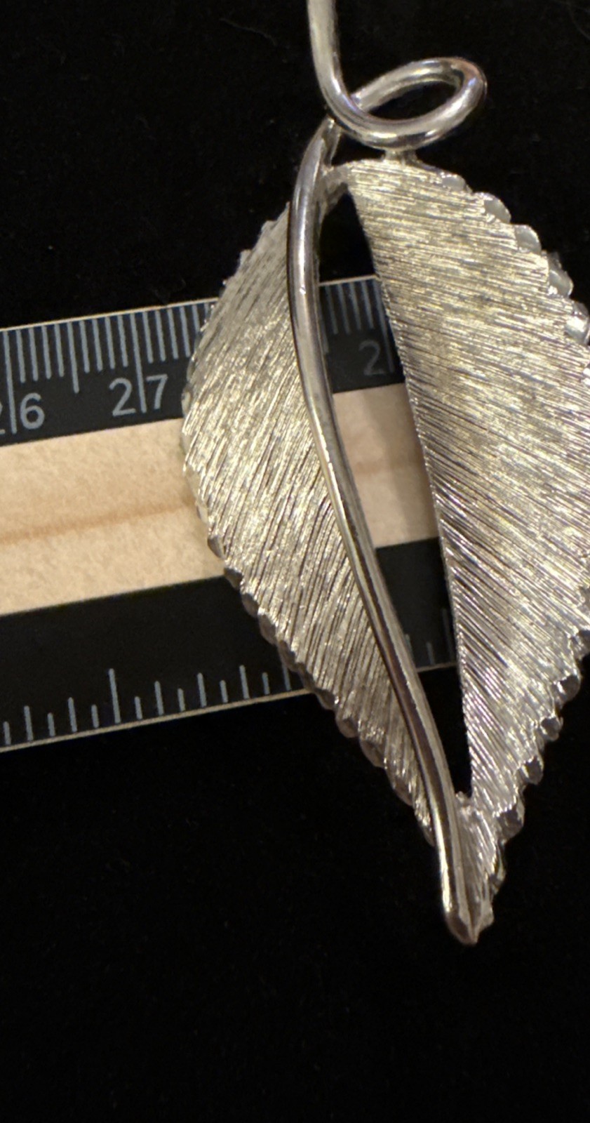 Vintage Silver Tone Leaf Brooch Pin Brushed Textured Swirl Stem 3” Nature