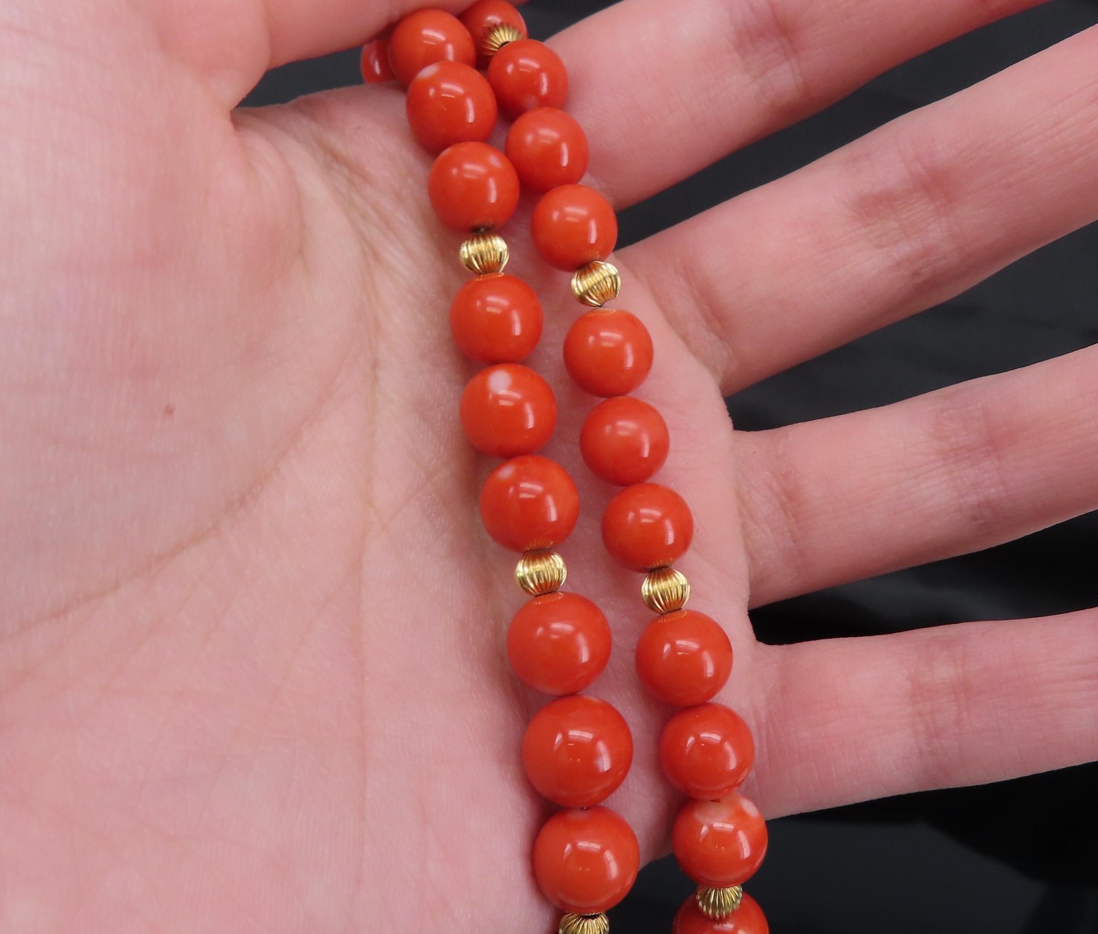 Vintage 12.5-5mm Natural Untreated Coral 14K Yellow Gold 22.5″ Necklace 45.5g