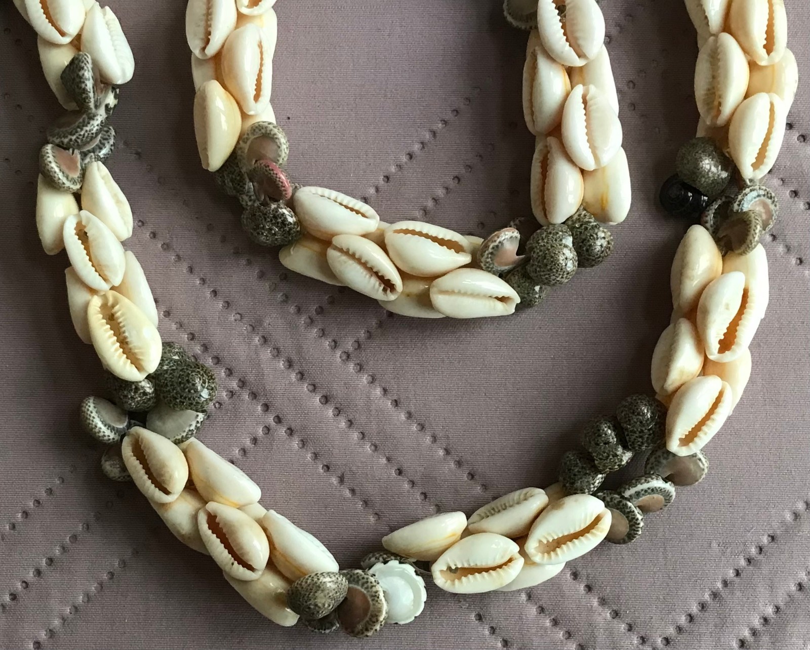 Vintage Cowrie Shell Natural Seashell Necklace Boho Beach Jewelry 21″