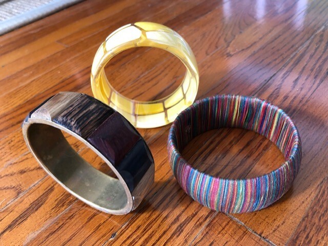 3 Colorful Vintage Bracelets: Natural Wood, String and Lucite Lot