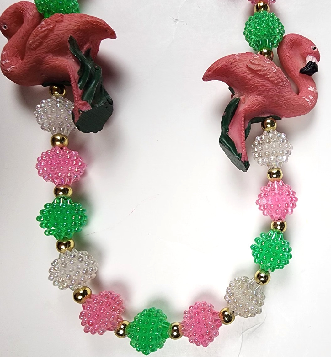 VTG Pastel Resin POPCORN Beaded Flamingo Necklace Pink Green FUN witty Wear