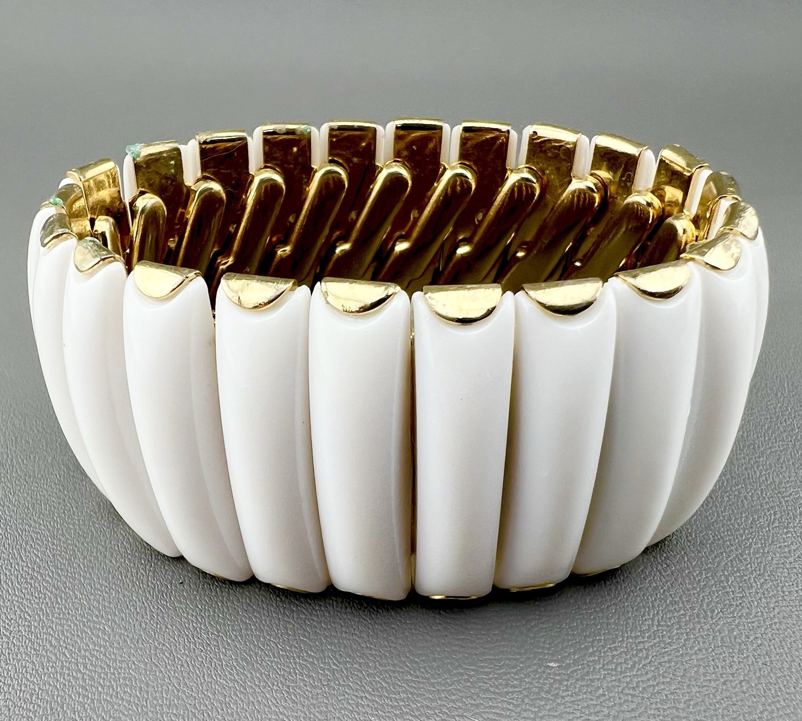 Vintage Thermoset Bracelet White Panel Gold Tone Expansion MCM