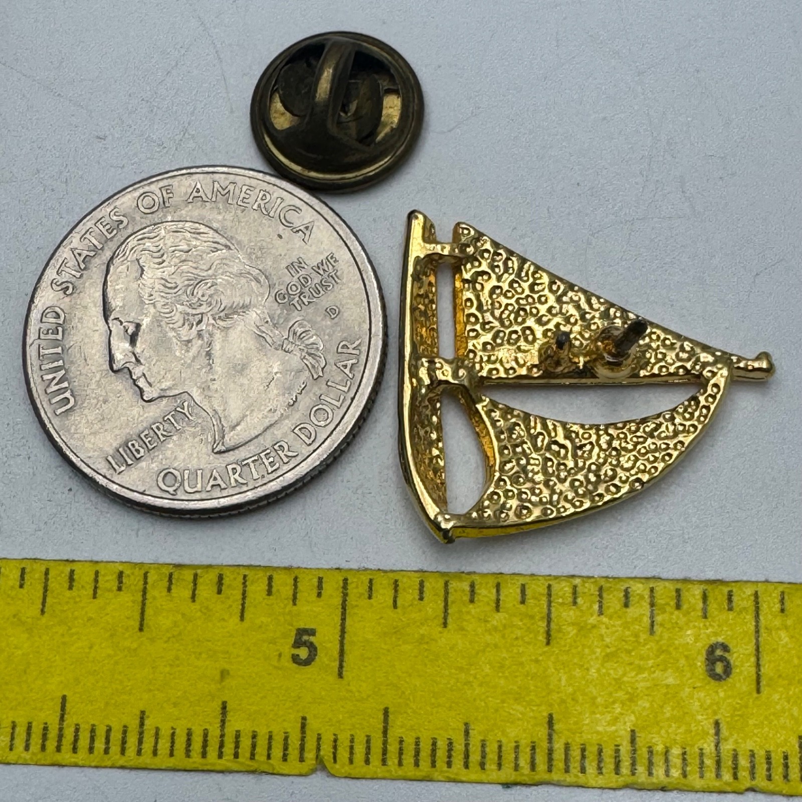 Sailboat Lapel Pin Nautical Sailing Yacht 90s Travel Vintage Gold Tone Brooch