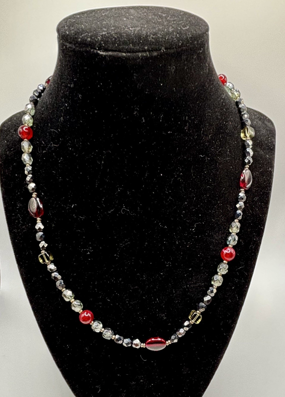 Vintage Crown Premier Design Faceted Glass Necklace Bohemian Sparkle Daily Glam