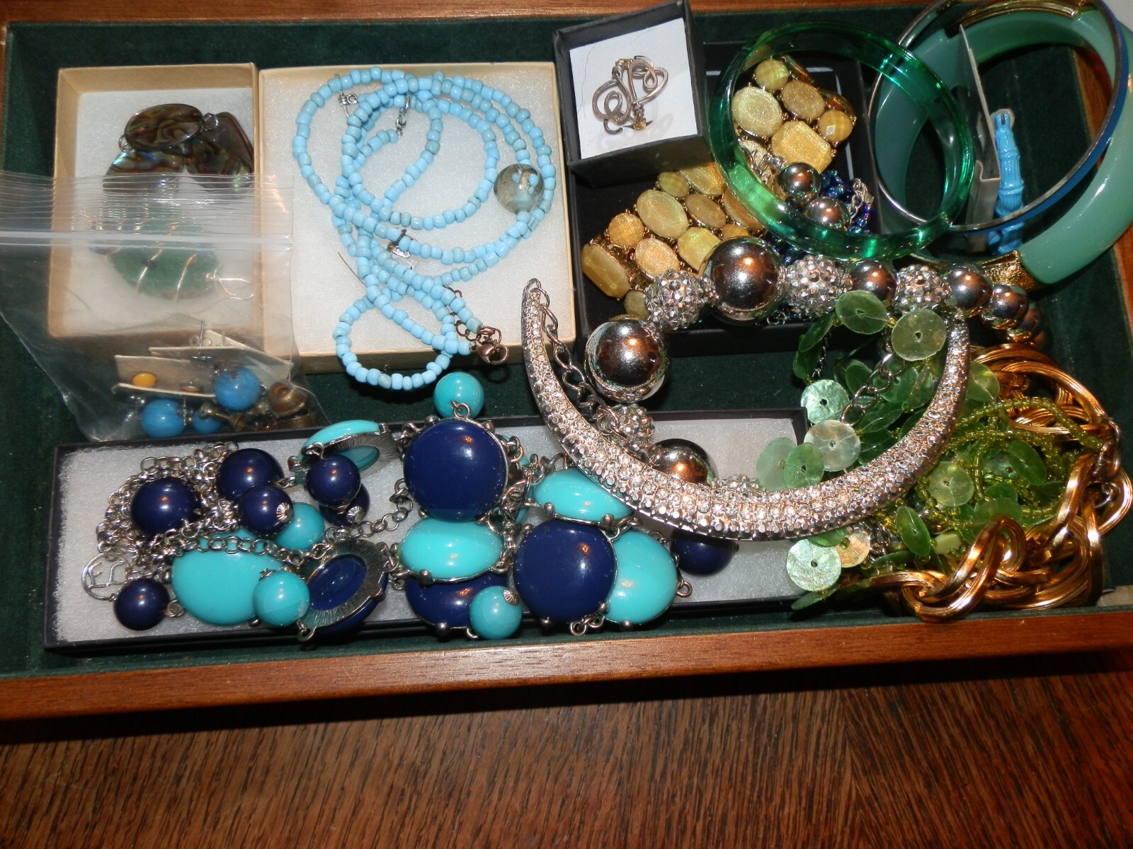 Estate Sale Lot of Costume Jewelry Wearable, Untested, Almost 2 Lbs. Lot 607