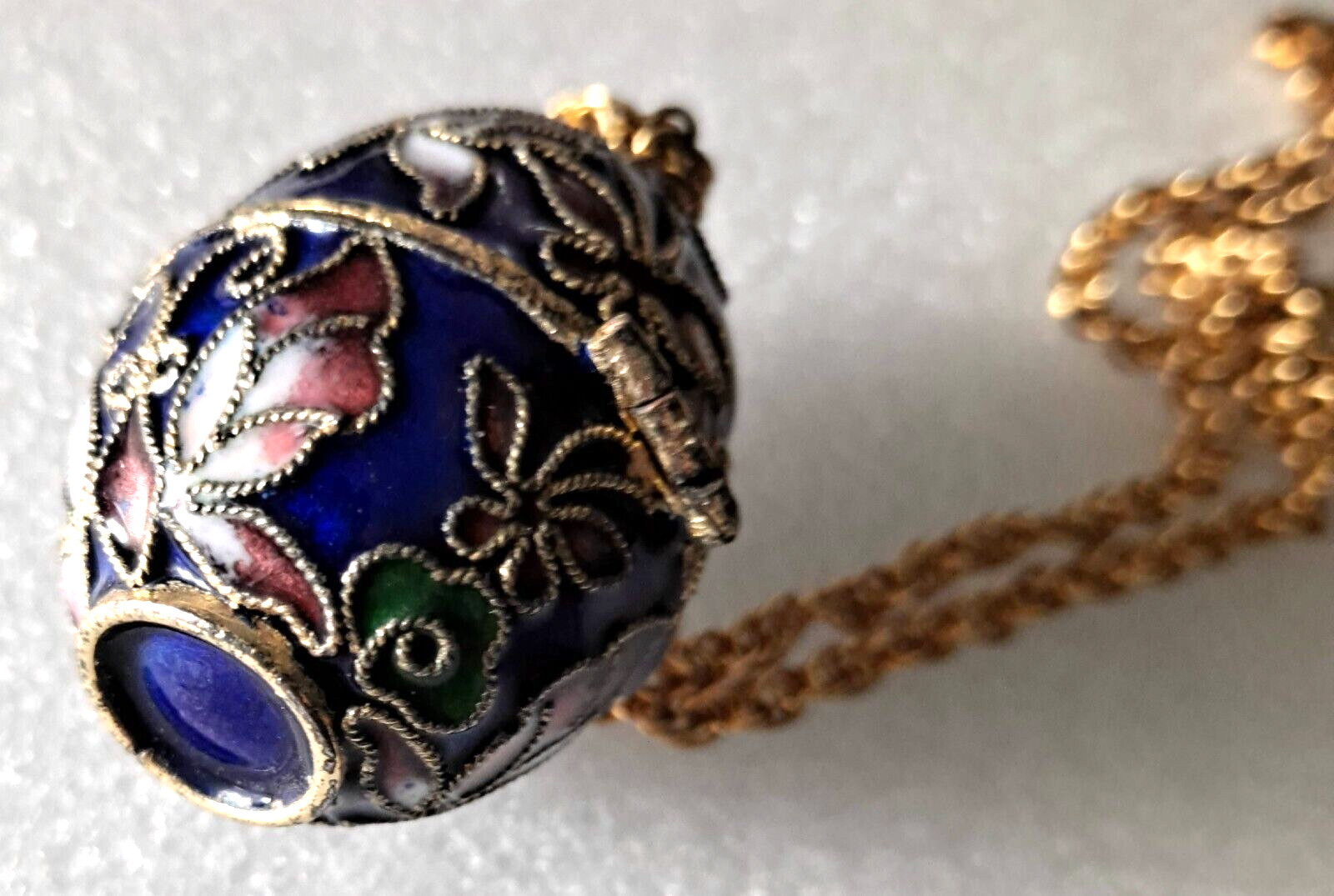 Vintage Cloisonne Egg POISON Necklace Egg Opens Butterfly Design RARE Beauty