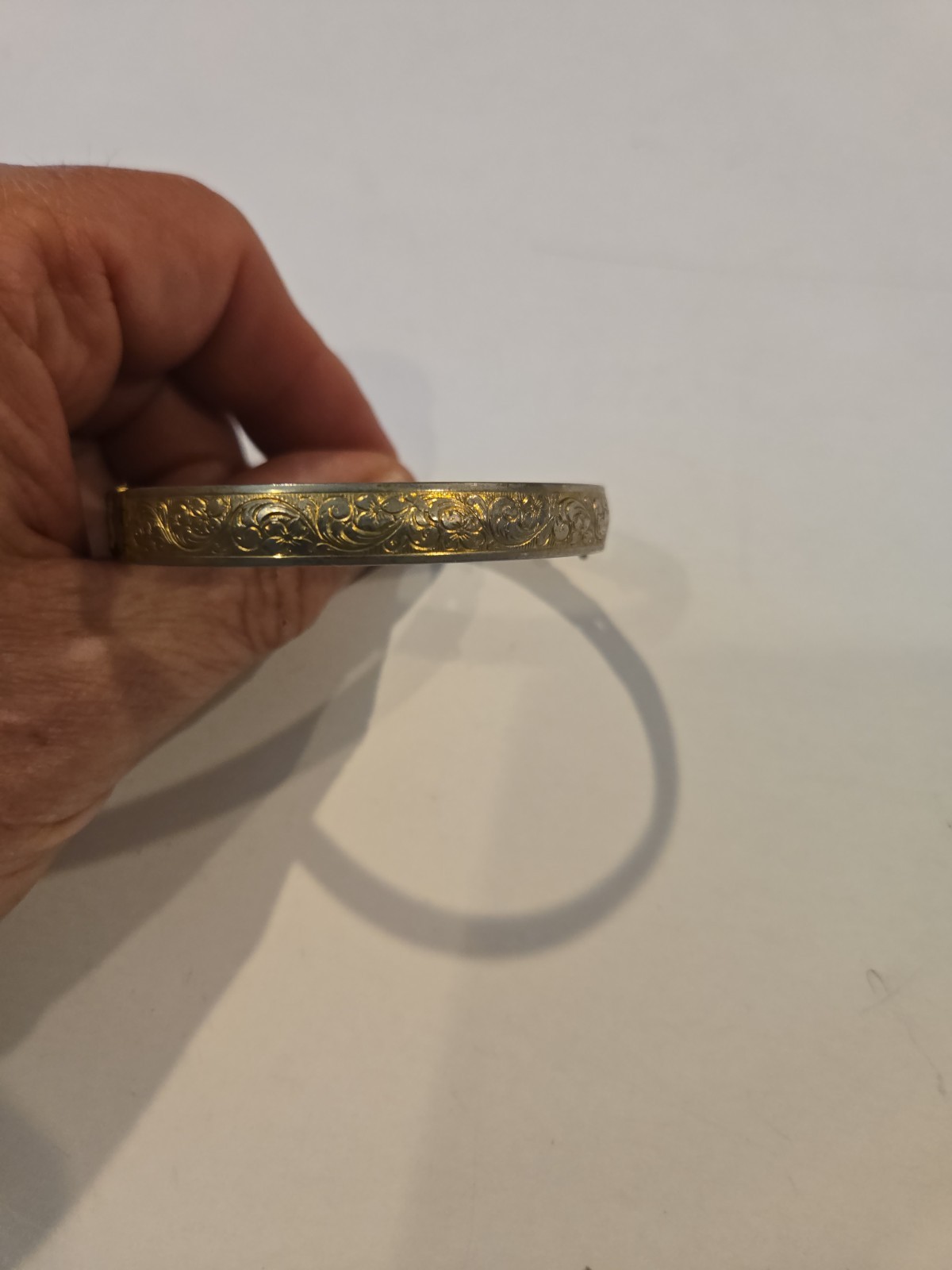 Vintage gold bracelet With Hinge & Clasp