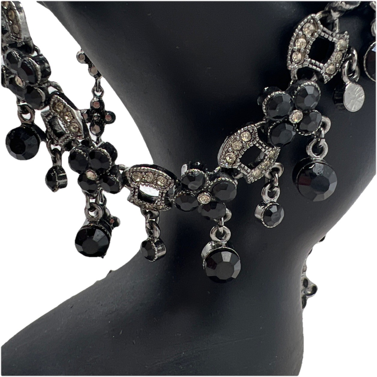 Vintage Avon 16″ Gunmetal Hematite Rhinestone Choker Necklace with 3″ Extender
