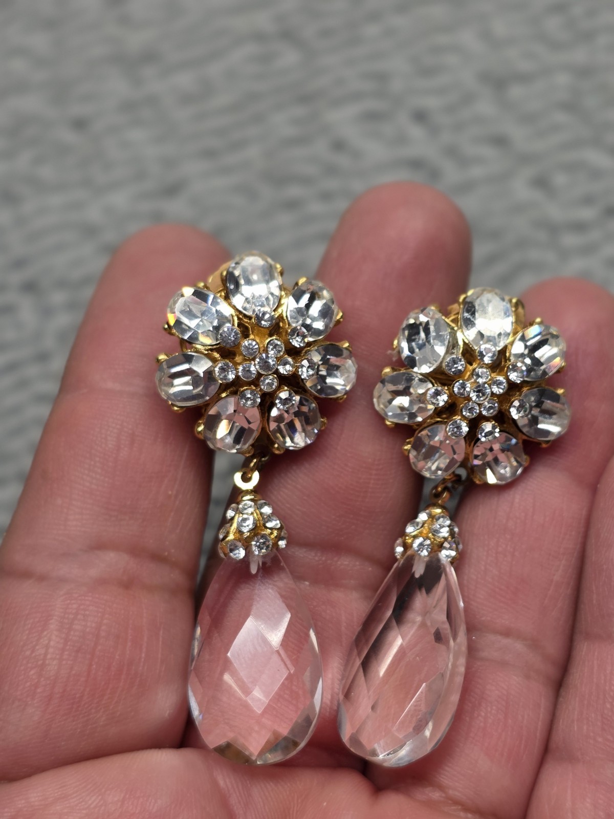 Vintage Gold Tone Barrera Floral Rhinestone Cluster with Crystal Prism Drop…