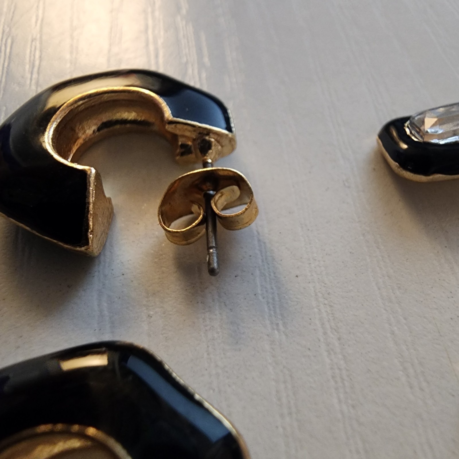 2 Sets Of Vintage Black Enamel Gold Tone Earrings Gothic Dangle And Hoop