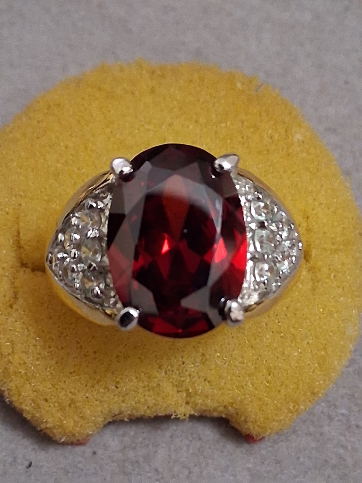 Deep red oval glass halo CZ accent ring, gold-tone, art deco style SZ 5.75