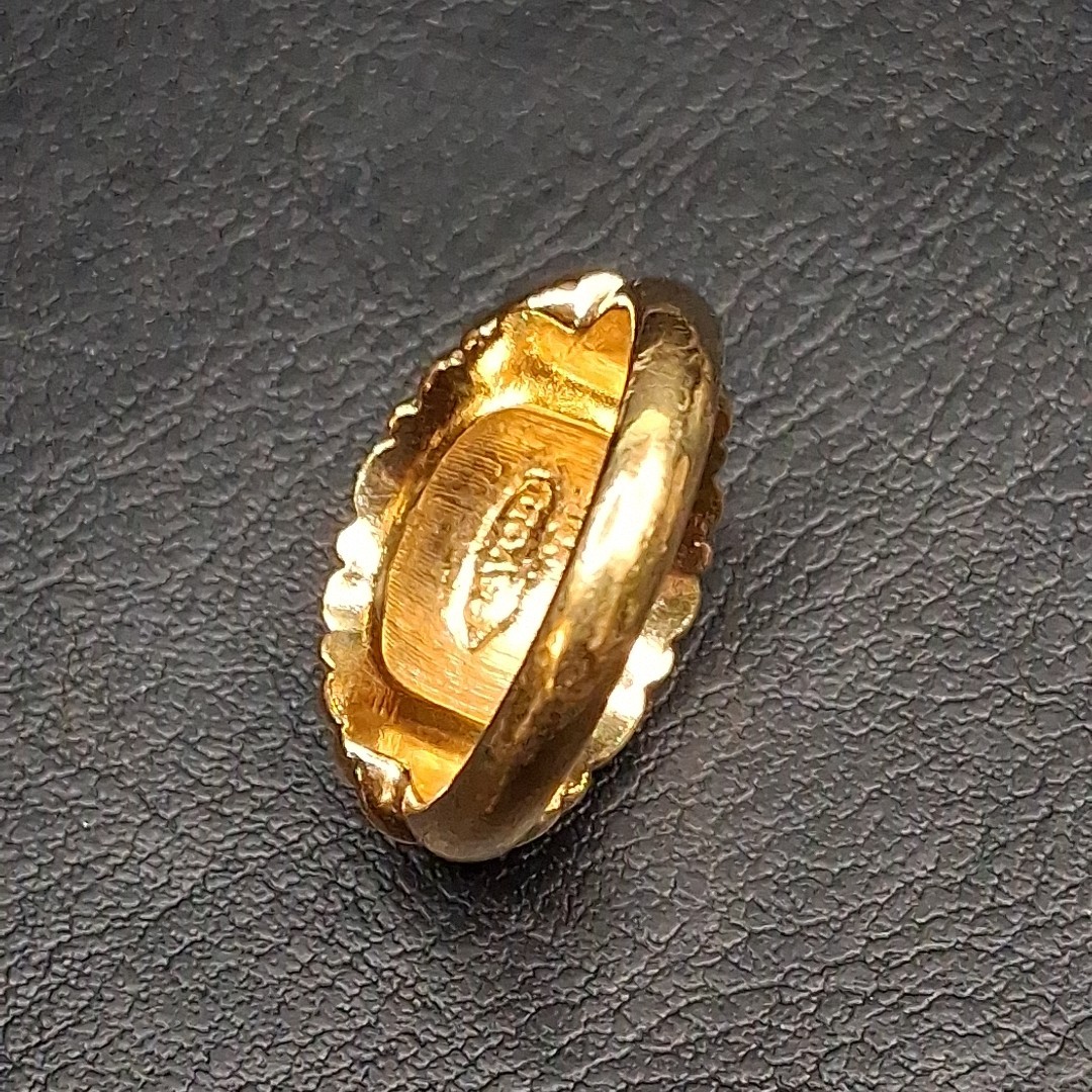Vintage Jewelry AVON Clear Rhinestone Ring Gold Tone. 17.566