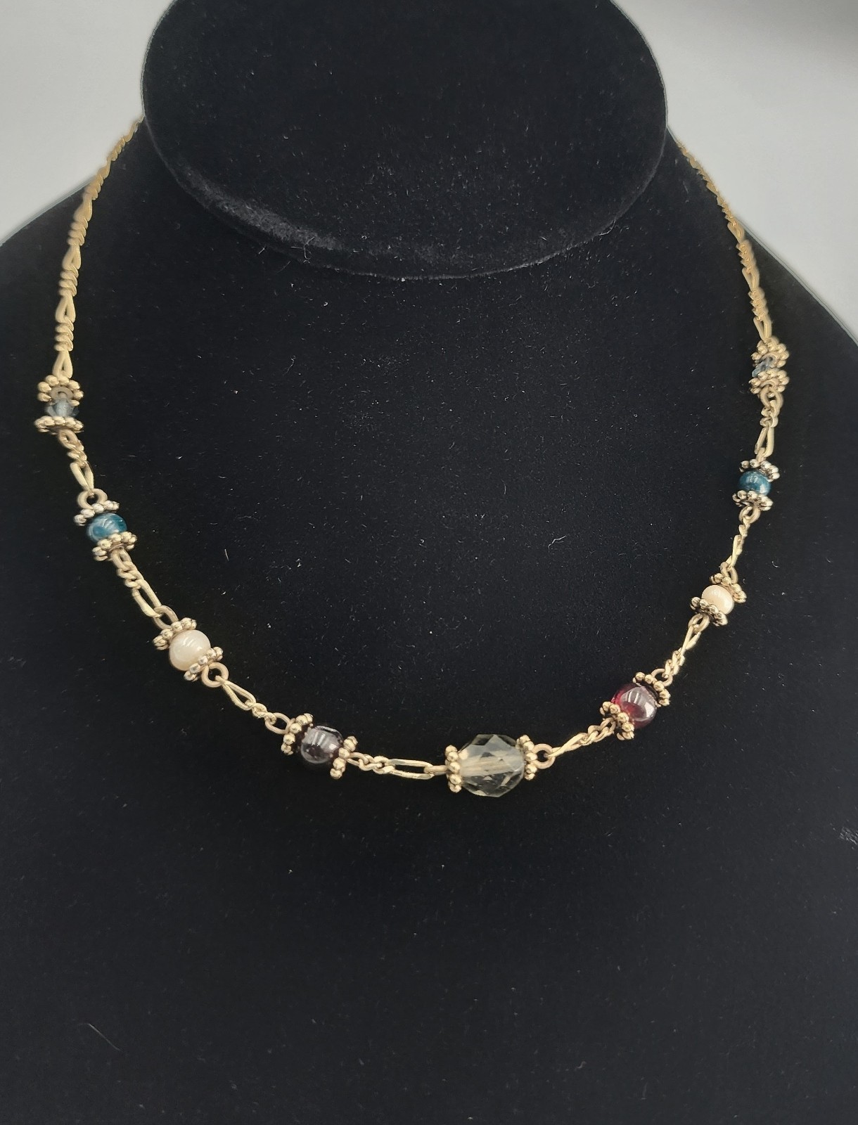 Y2K Jewel Tone Choker Necklace Gold Plate Figaro Chain Amethyst & Glass 15″