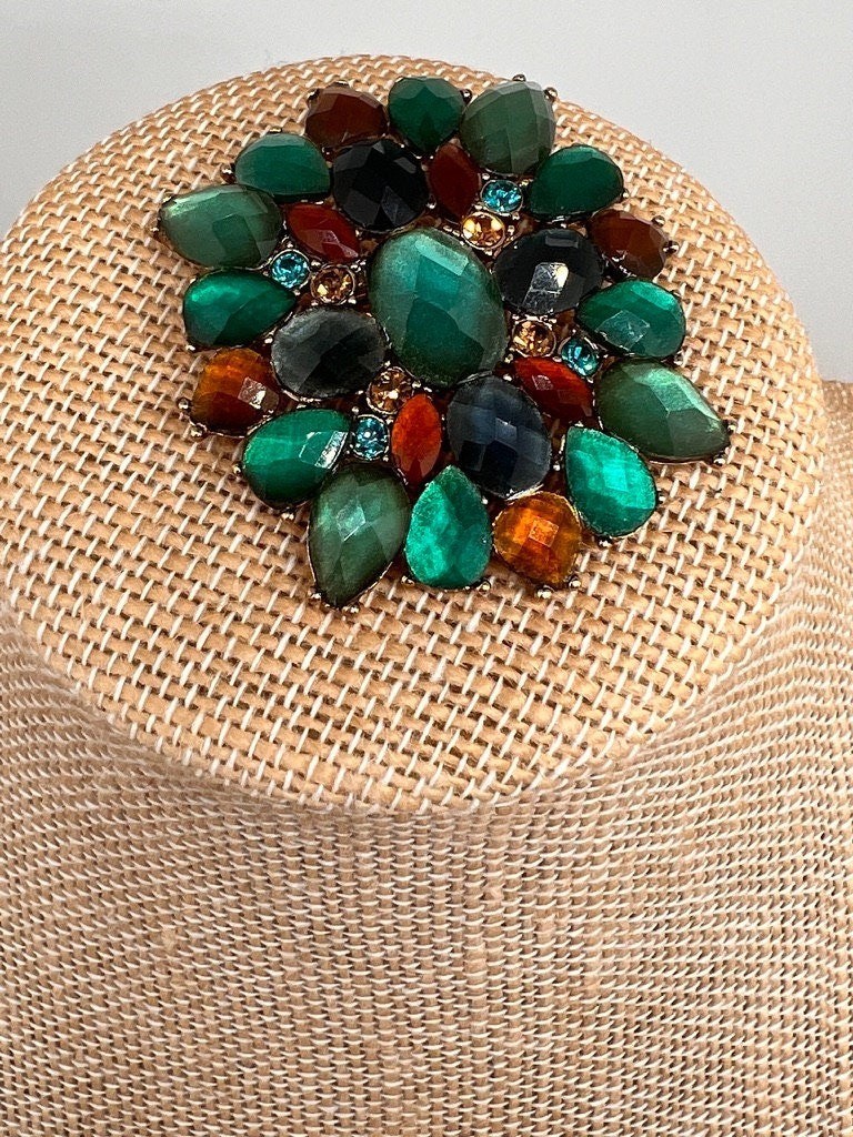 Vintage Brooch and Earrings Faceted Green Cut Glass Pin and Pierced Earrings Set