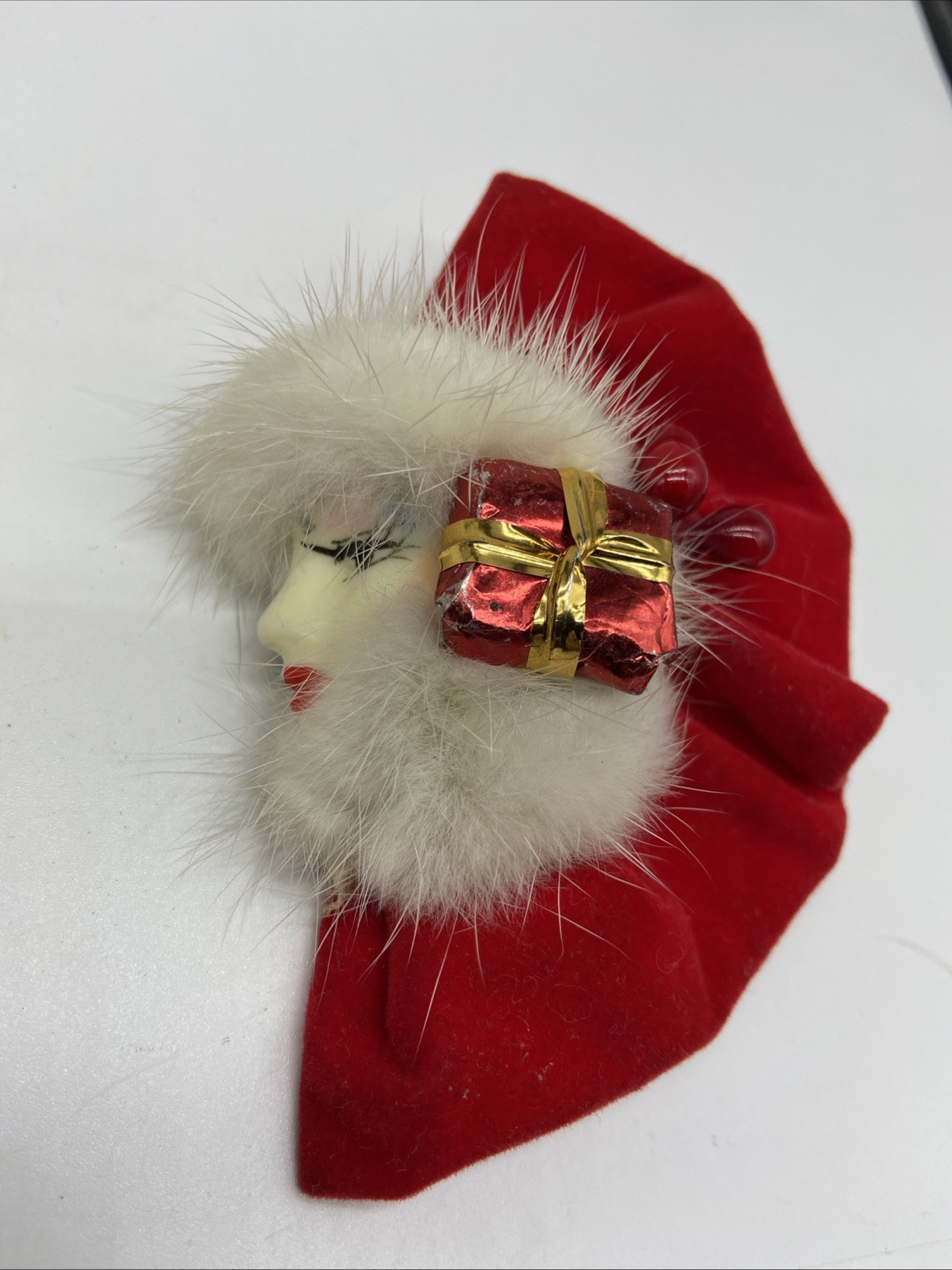 Vintage Christmas Brooch Lot 2pc Faux Fur Velvet Lady Face Gift Box Holiday Pins